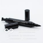 อายไลเนอร์ แสตมป์หางตารูปสามเหลี่ยม อายไลน์เนอร์ 2 หัว Eyeliner Stamp